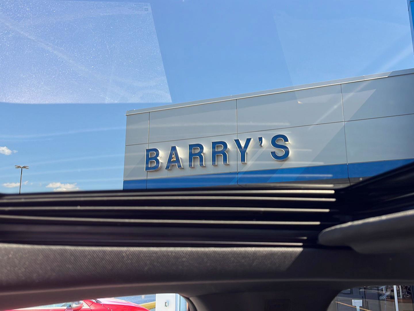 Used 2024 Chevrolet Colorado Z71 w/ Z71 Convenience Package 2 image 18