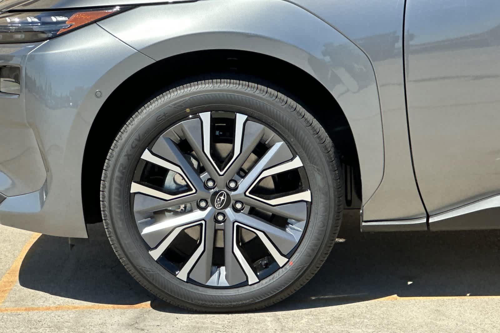New 2026 Subaru Solterra w/ Limited Package AWD/4WD image 33