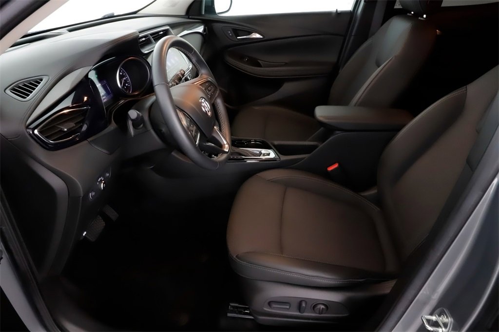 Used 2023 Buick Encore GX Select w/ Sport Touring Package image 17