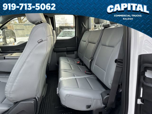 New 2026 Ford F250 XL w/ XL Chrome Package image 17