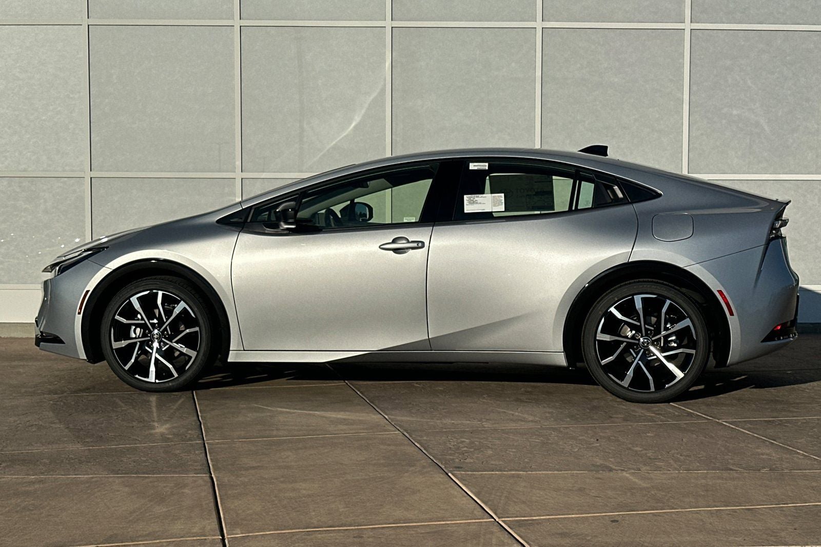New 2026 Toyota Prius Plug-In Hybrid FWD image 7