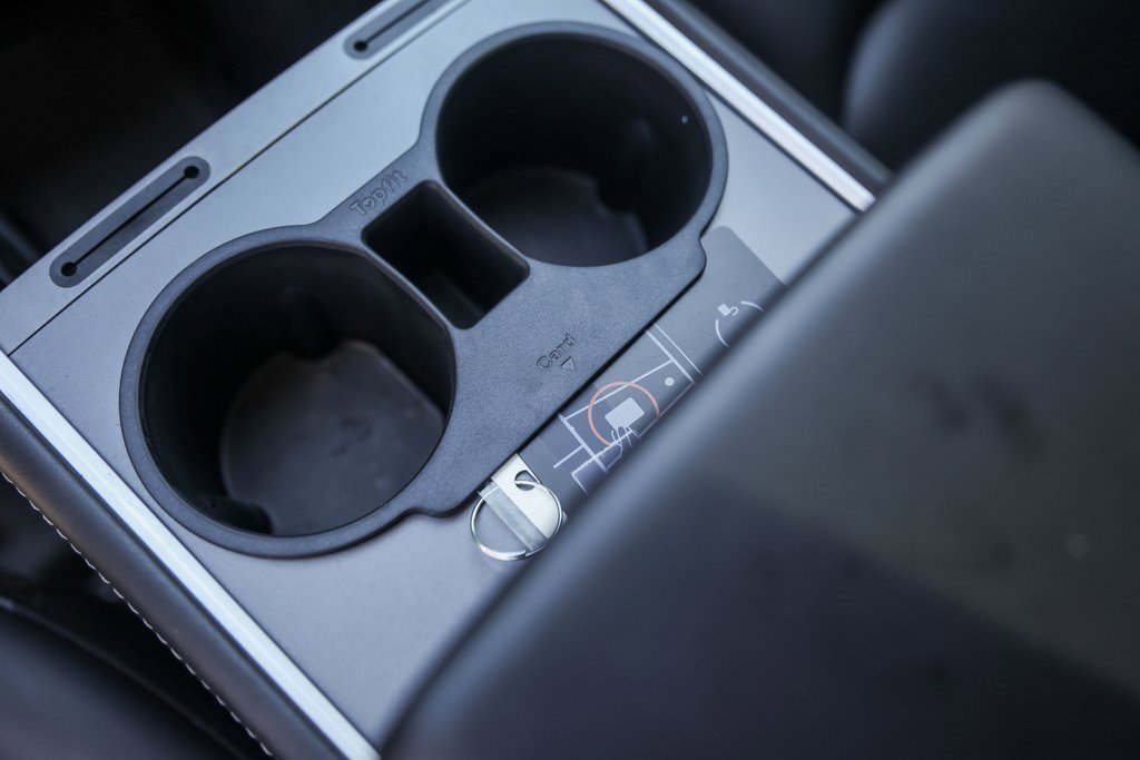 Used 2023 Tesla Model Y Long Range image 22