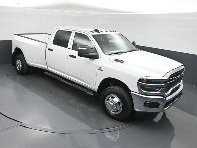 New 2026 RAM 3500 Tradesman AWD/4WD image 28