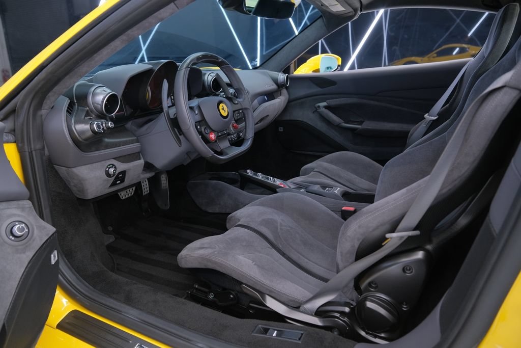 Used 2021 Ferrari F8 Tributo RWD image 42