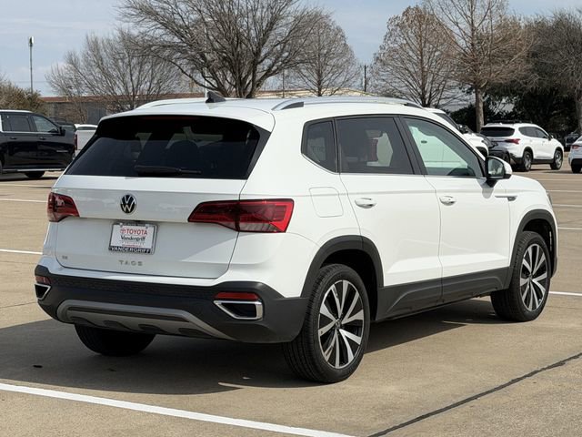 Used 2024 Volkswagen Taos SE image 4