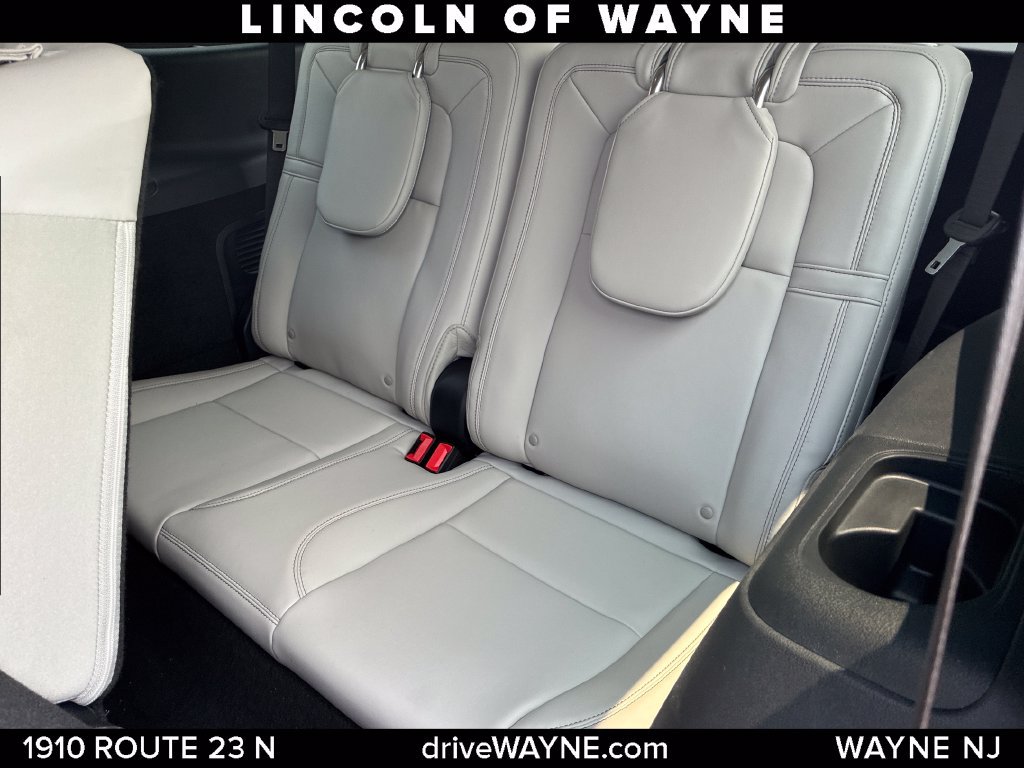 Certified 2025 Lincoln Aviator Reserve w/ Illumination Package AWD/4WD image 24