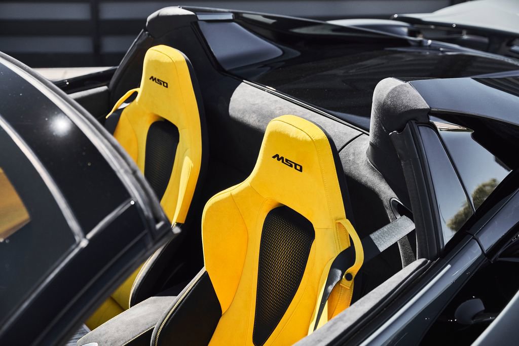 Used 2026 McLaren 750S Spider image 18