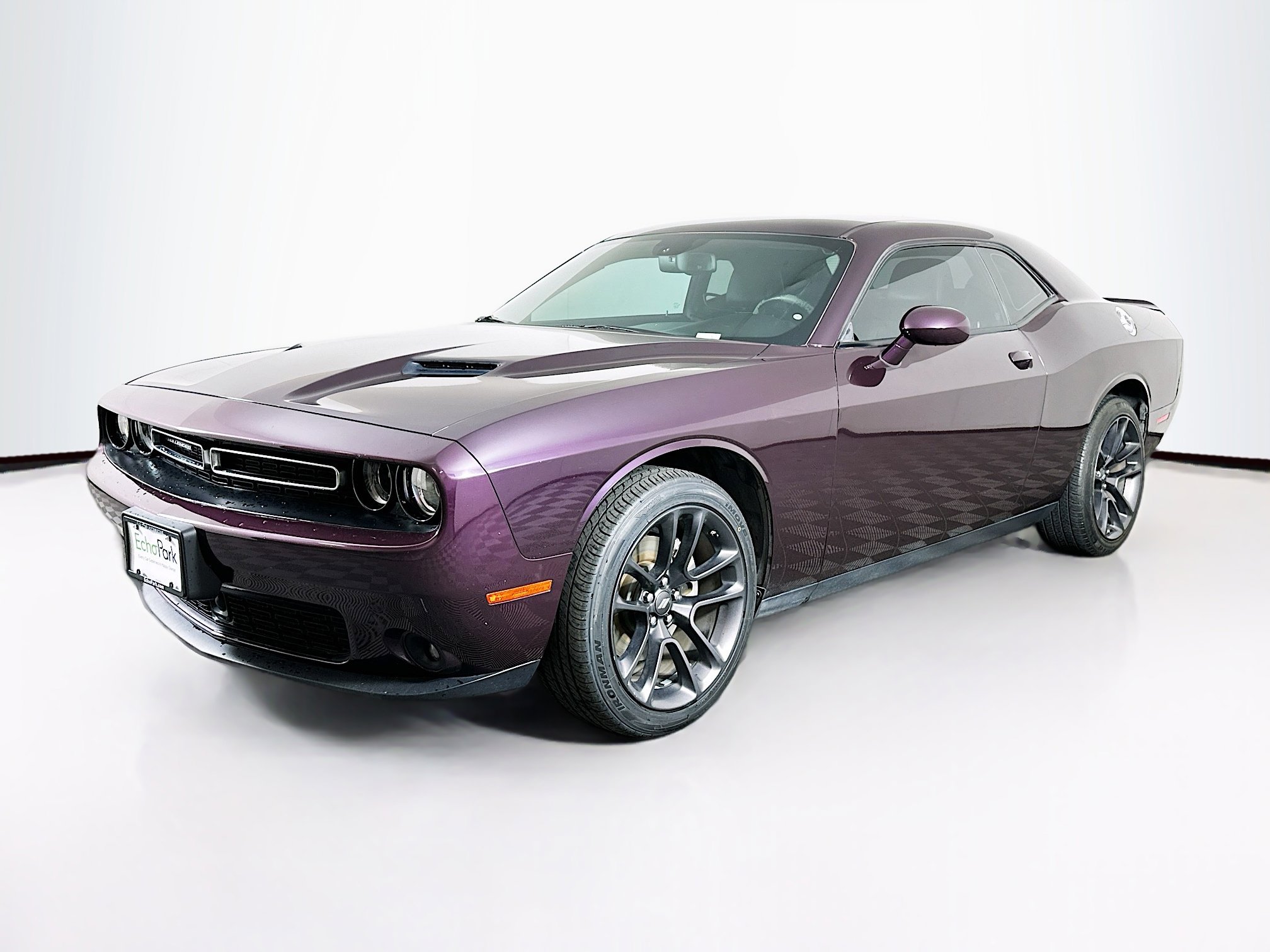 Used 2021 Dodge Challenger SXT w/ Plus Package RWD image 3