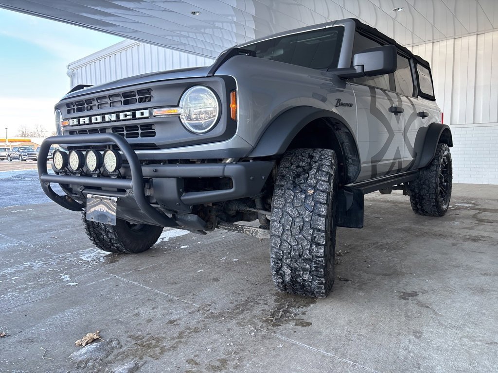 Used 2021 Ford Bronco Black Diamond image 37