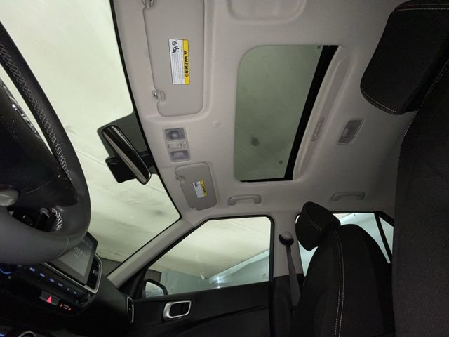 Certified 2026 Hyundai Venue SEL FWD image 21