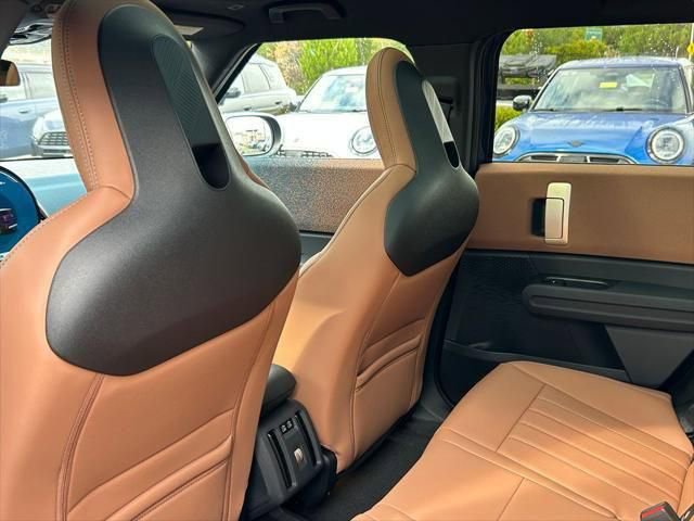 New 2025 MINI Cooper Countryman SE w/ Comfort Package Max image 26