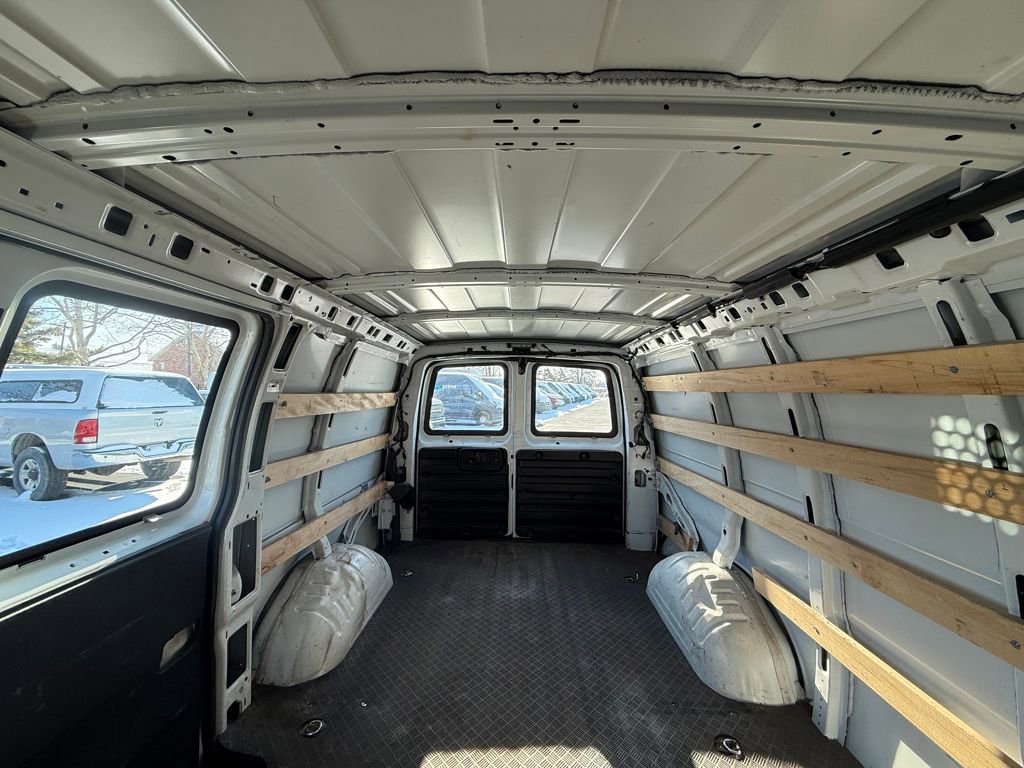 Used 2021 GMC Savana 2500 w/ Driver Convenience Package image 25