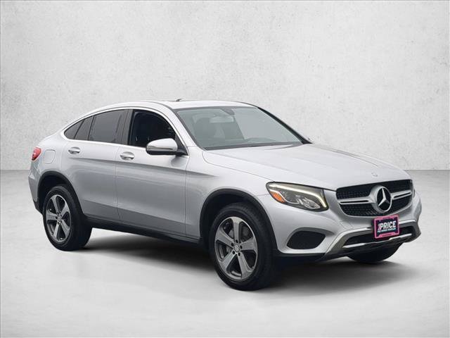 Used 2017 Mercedes-Benz GLC 300 4MATIC Coupe image 3