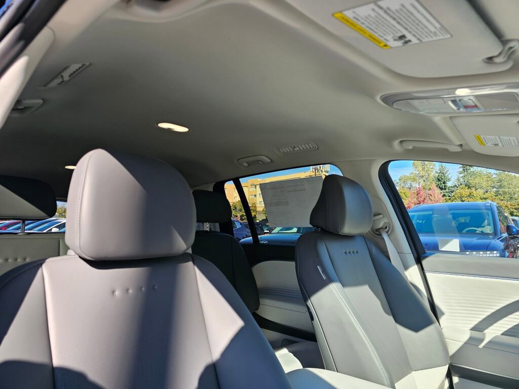 New 2026 Hyundai Ioniq 9 SEL image 11