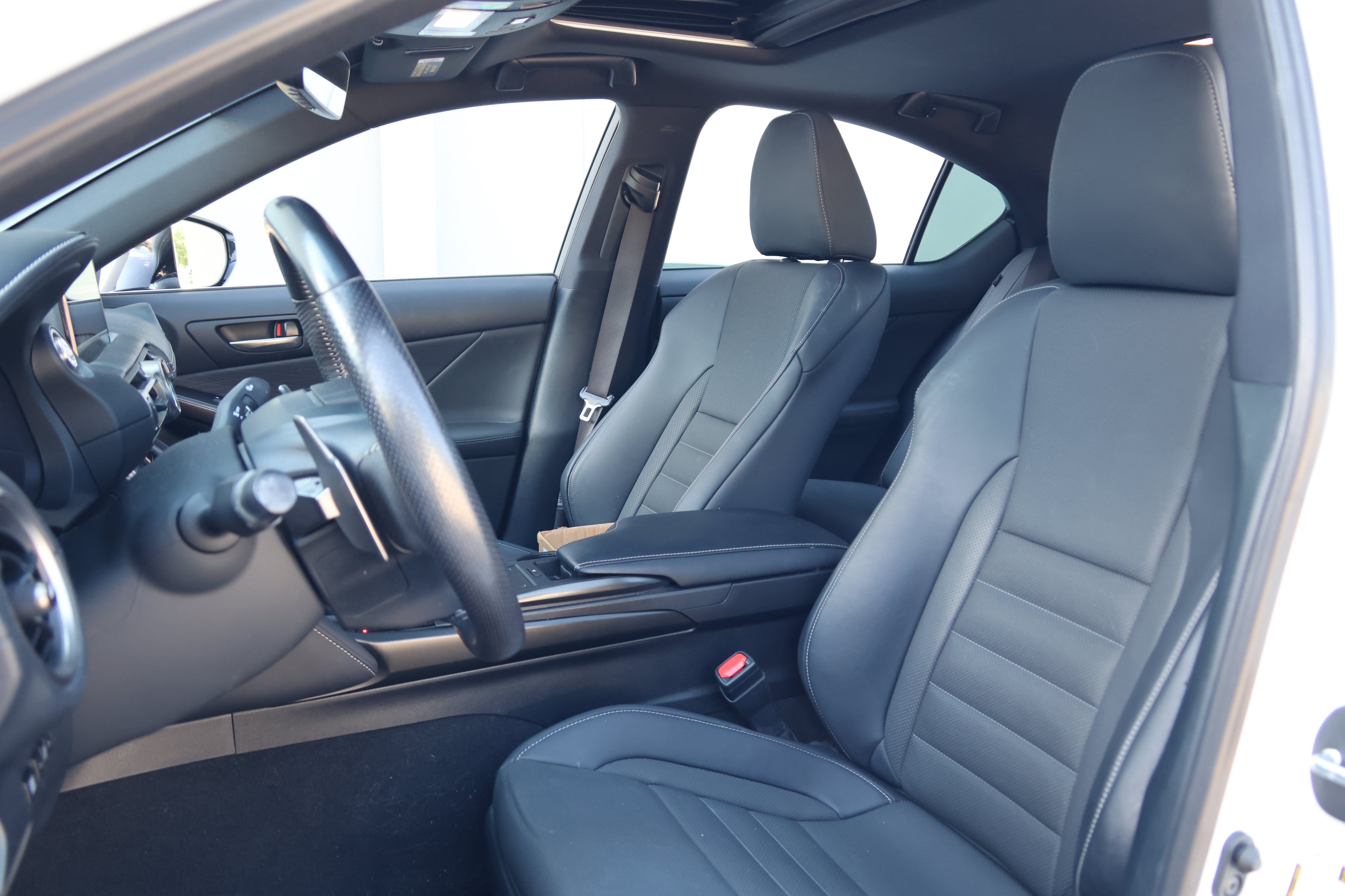 Certified 2021 Lexus IS 350 F Sport RWD image 35