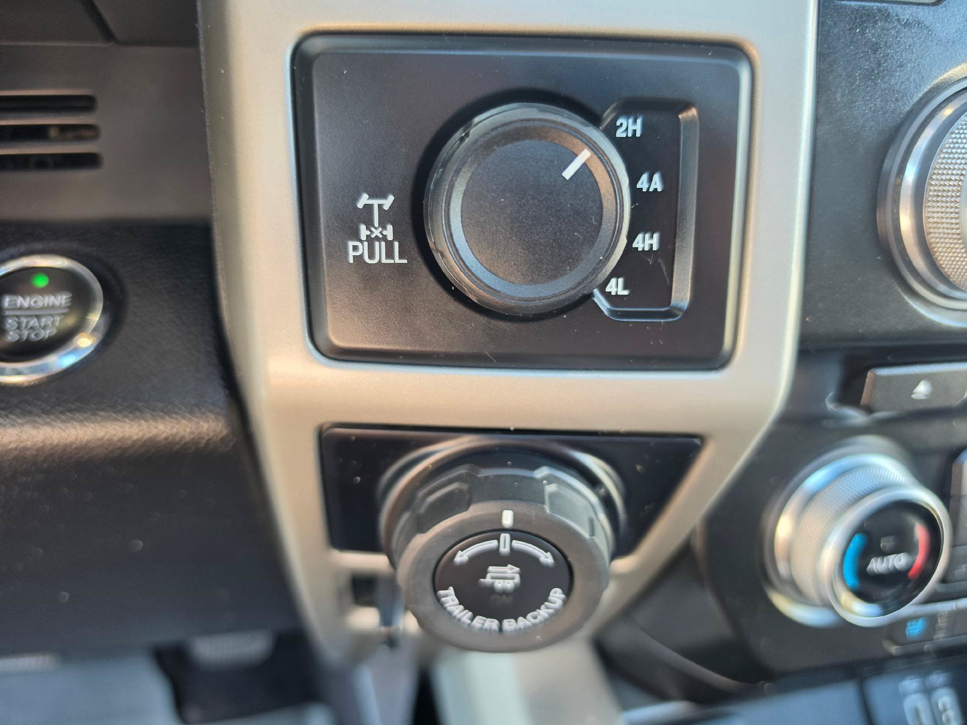 Used 2016 Ford F150 Lariat w/ Equipment Group 502A Luxury AWD/4WD image 19
