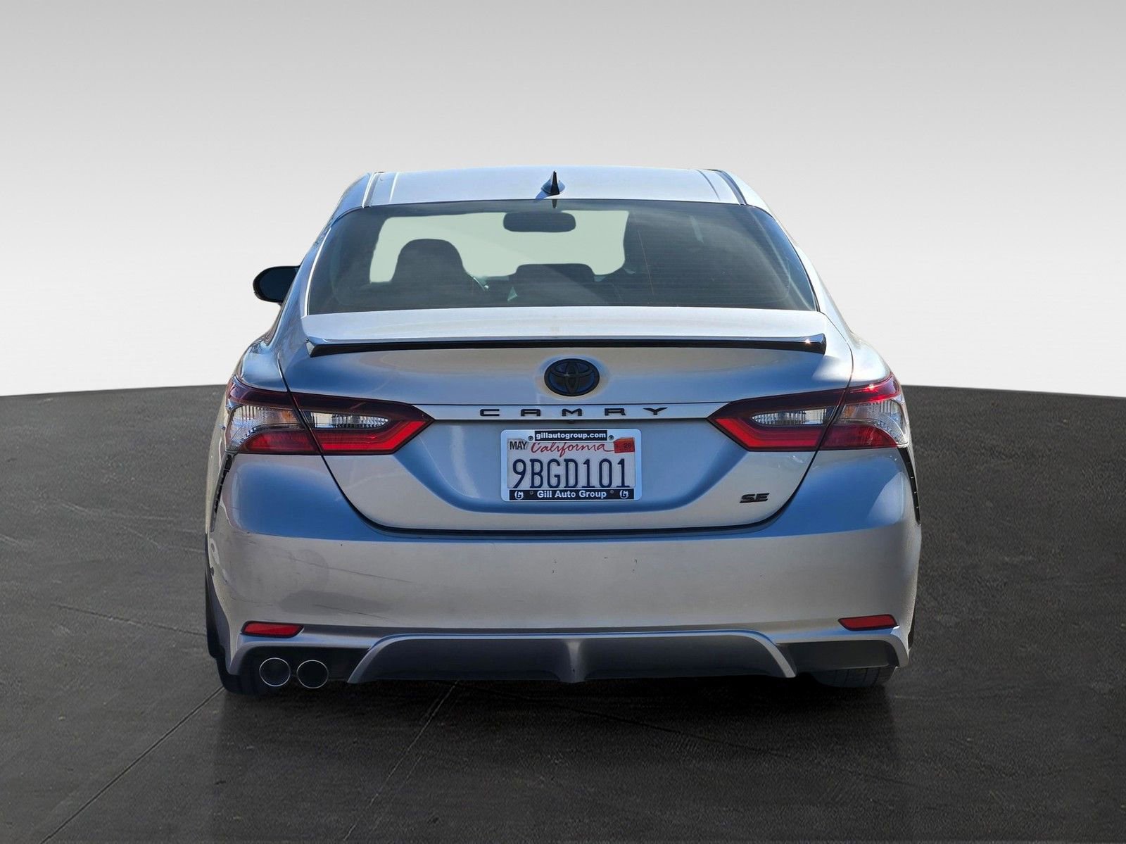Used 2022 Toyota Camry SE w/ Convenience Package FWD image 5