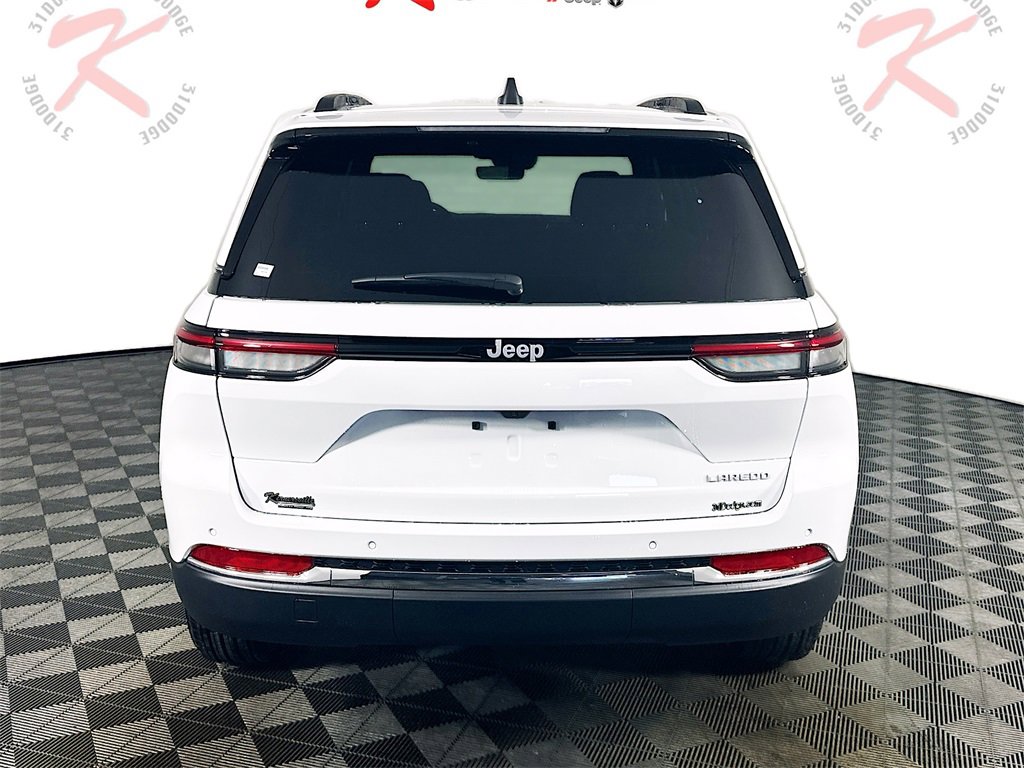 New 2025 Jeep Grand Cherokee Laredo X w/ Luxury Tech Group I image 6