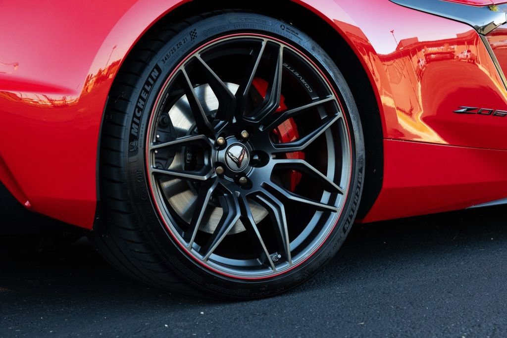 Used 2025 Chevrolet Corvette Z06 w/ Battery Protection Package image 5