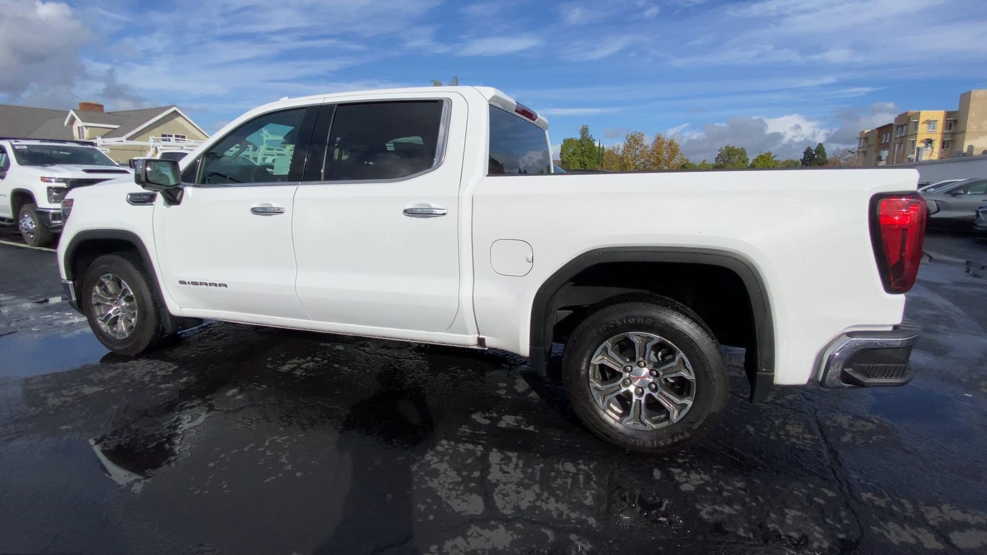 Used 2024 GMC Sierra 1500 SLT image 10