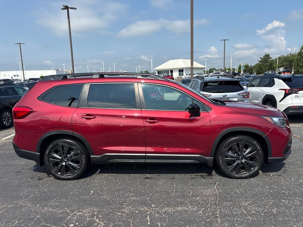 Used 2022 Subaru Ascent Onyx Edition AWD/4WD image 2