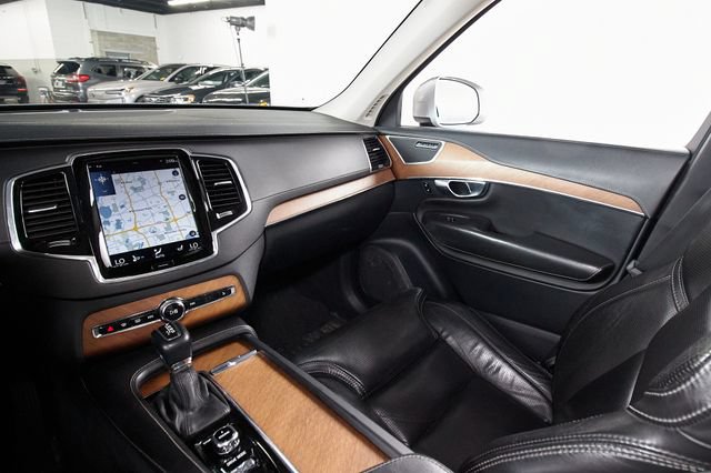 Used 2017 Volvo XC90 T6 Inscription w/ Vision Package AWD/4WD image 8