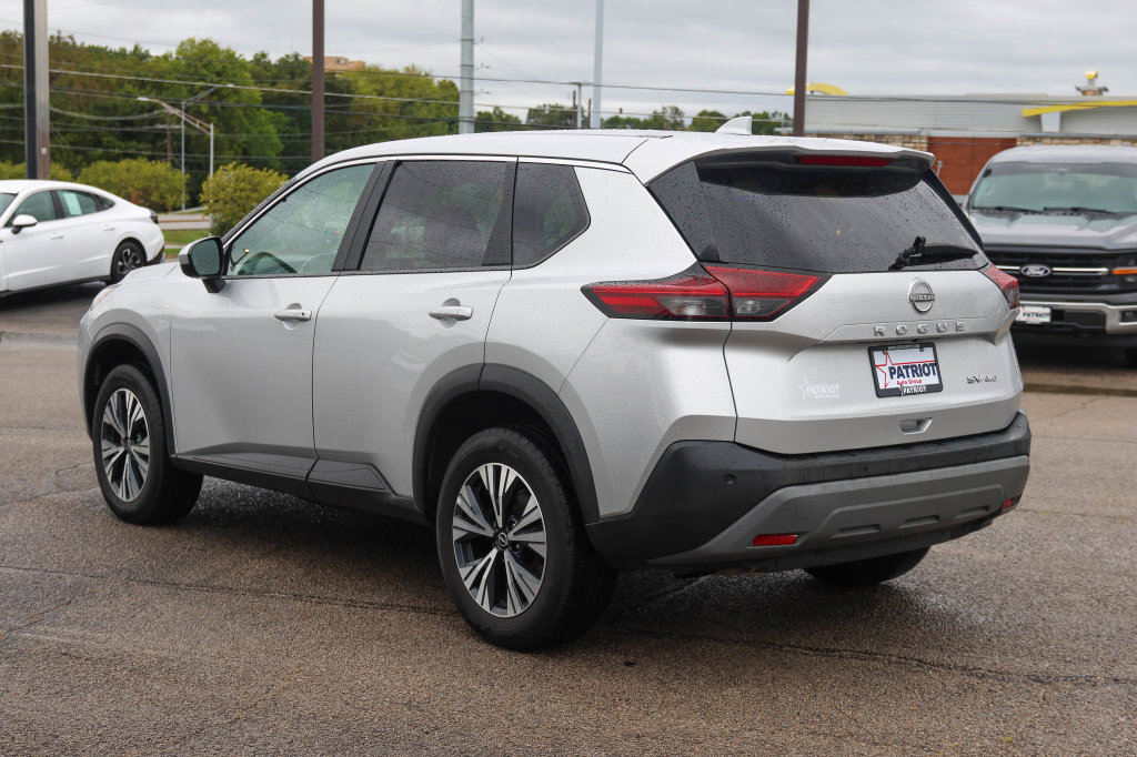 Used 2023 Nissan Rogue SV AWD/4WD image 5
