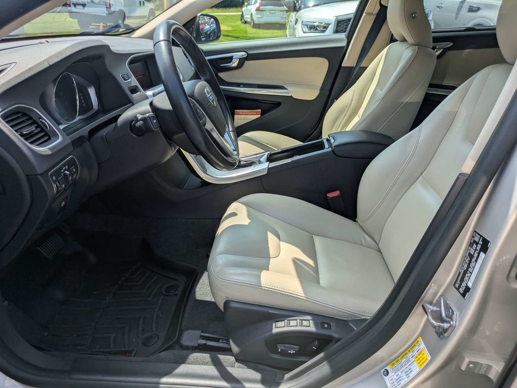 Used 2018 Volvo S60 T5 Inscription FWD image 22