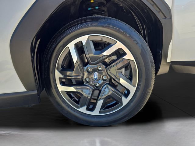 Certified 2025 Subaru Forester Limited image 29