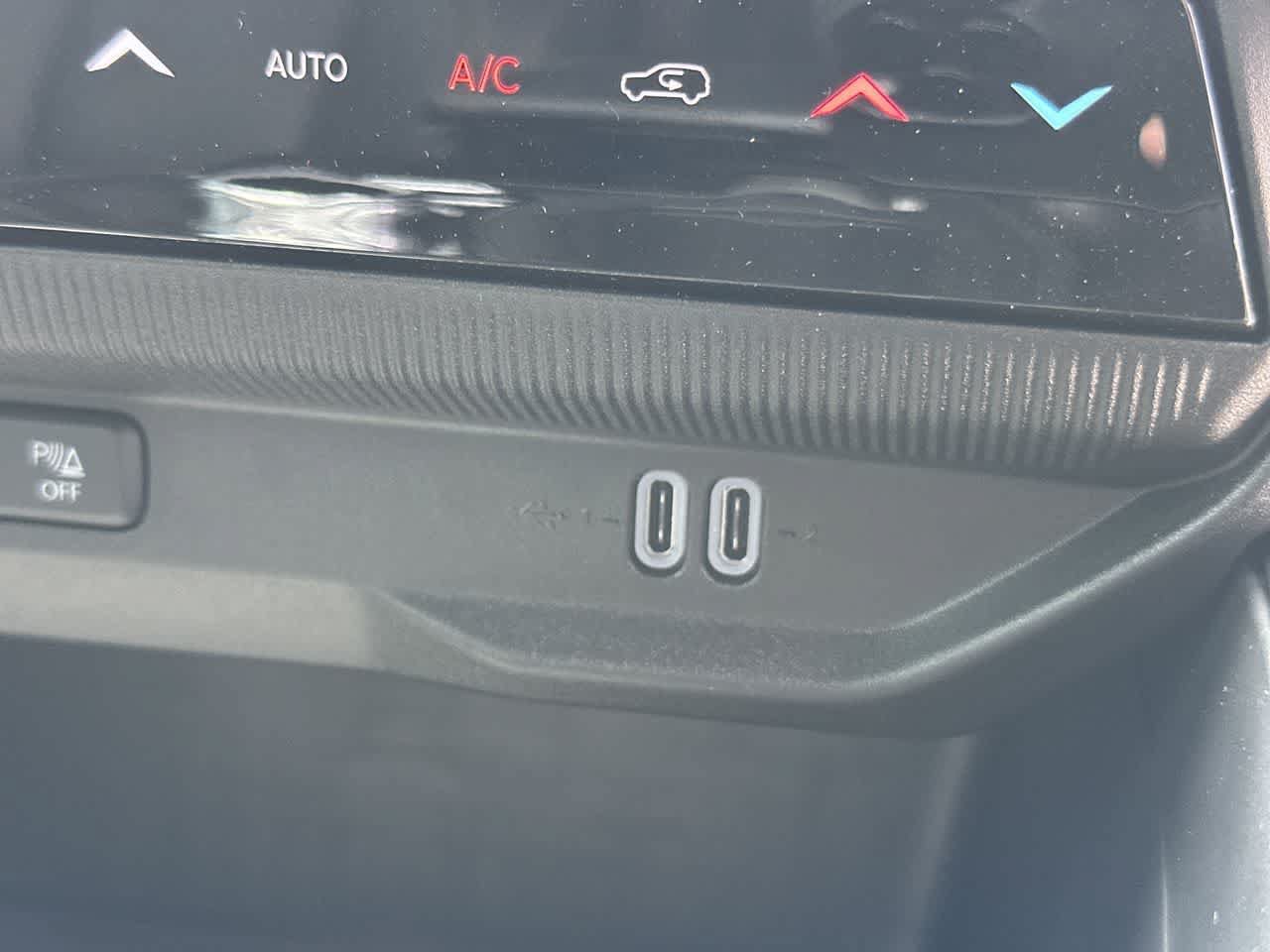New 2026 Jeep Cherokee Limited AWD/4WD image 28
