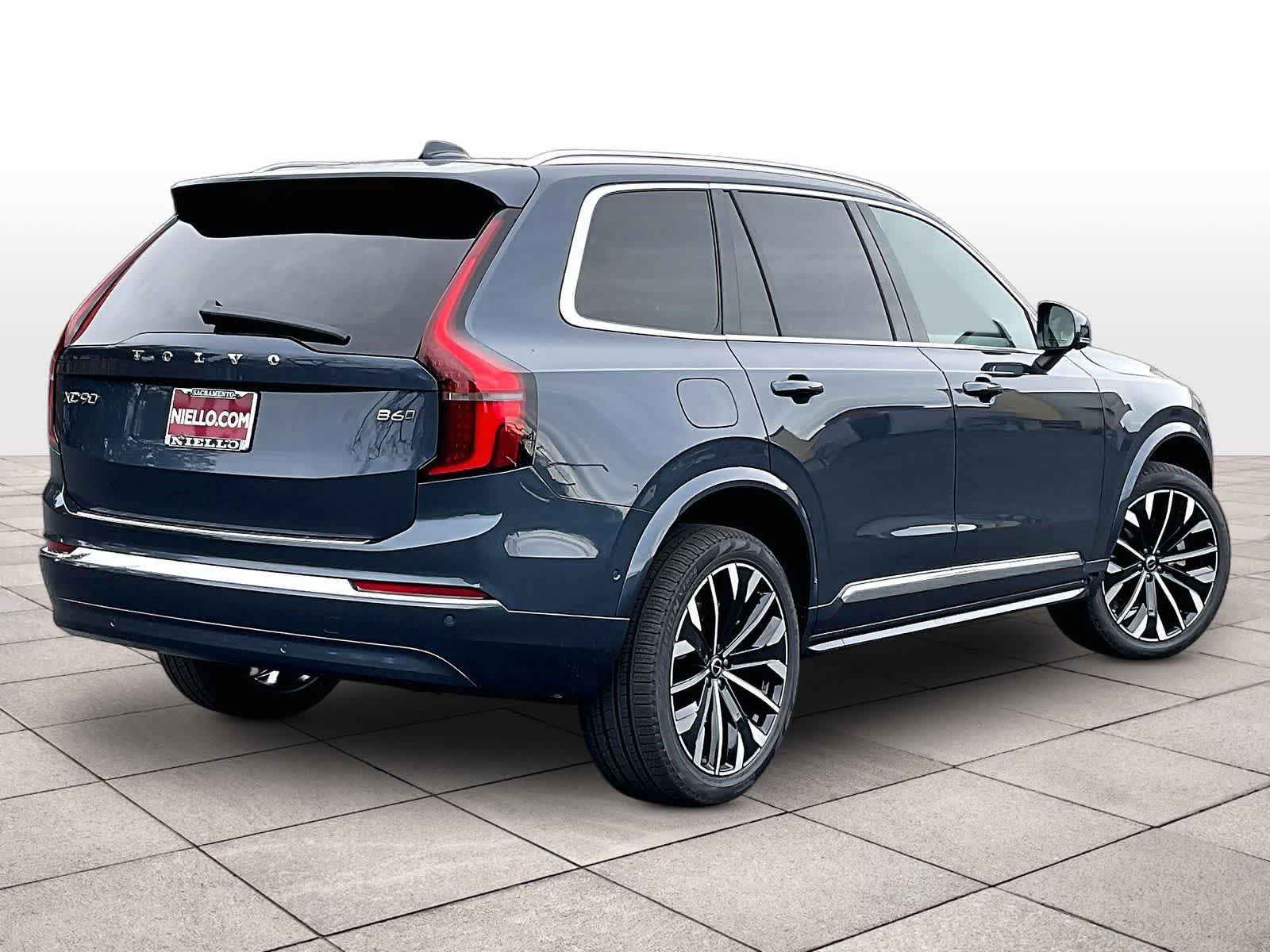 New 2026 Volvo XC90 B6 Plus w/ Protection Package Premier AWD/4WD image 4