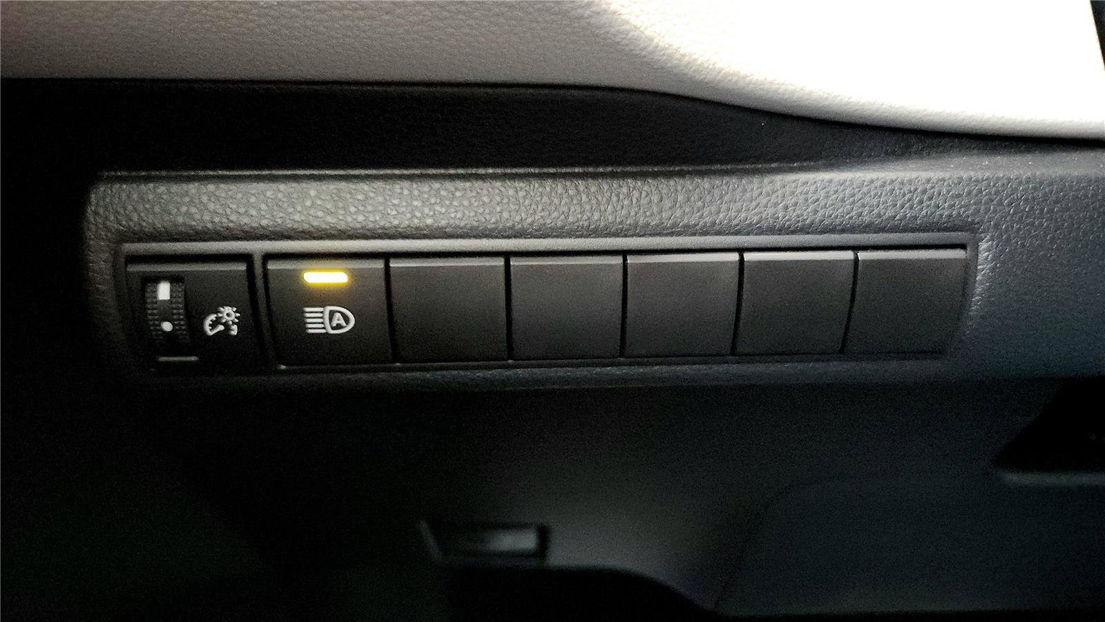 Certified 2024 Toyota Corolla LE FWD image 32