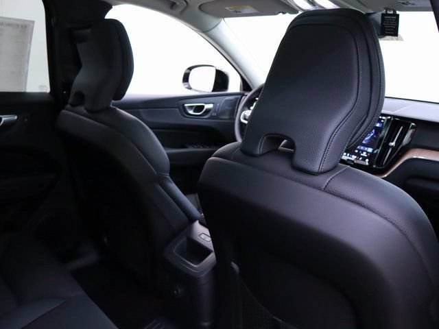 Used 2024 Volvo XC60 T8 Plus w/ Climate Package AWD/4WD image 14