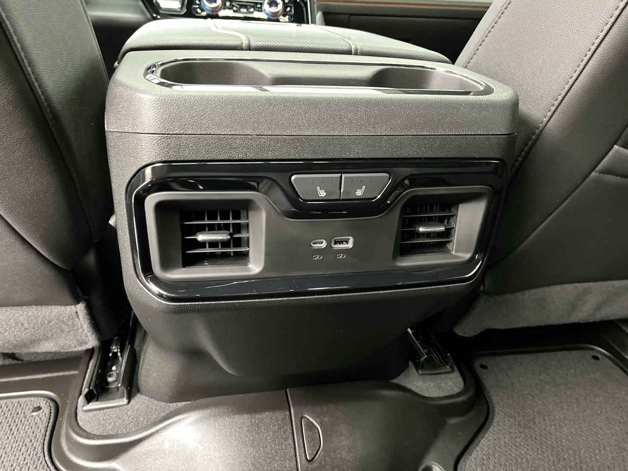 Certified 2024 GMC Sierra 2500 AT4 w/ AT4 Premium Plus Package AWD/4WD image 14