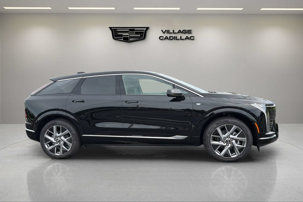 New 2027 Cadillac Optiq Luxury RWD image 6