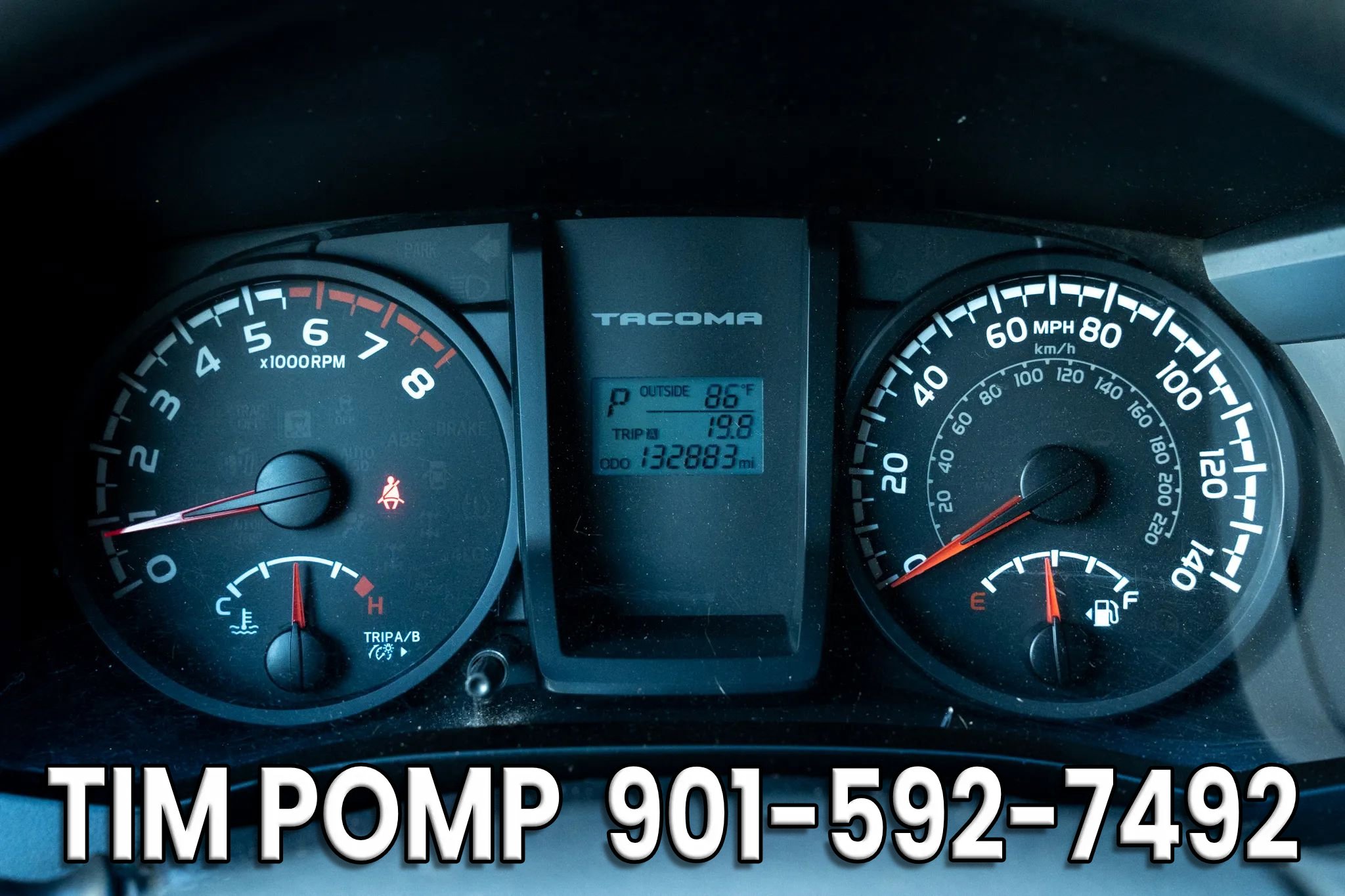 Used 2017 Toyota Tacoma SR image 16