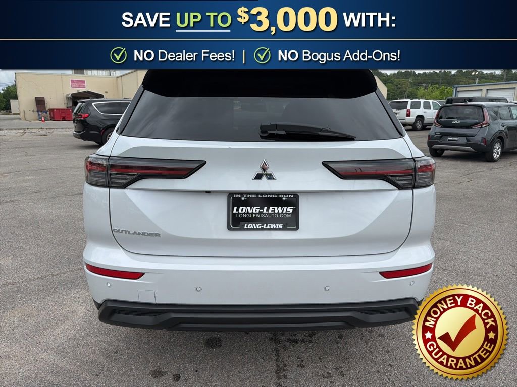 Used 2025 Mitsubishi Outlander SE AWD/4WD image 8