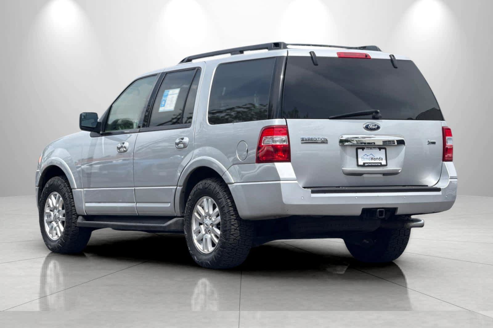 Used 2013 Ford Expedition XLT w/ HD Trailer Tow Pkg AWD/4WD image 6