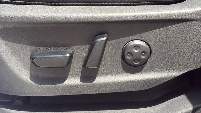 Used 2023 Nissan Ariya AWD image 14