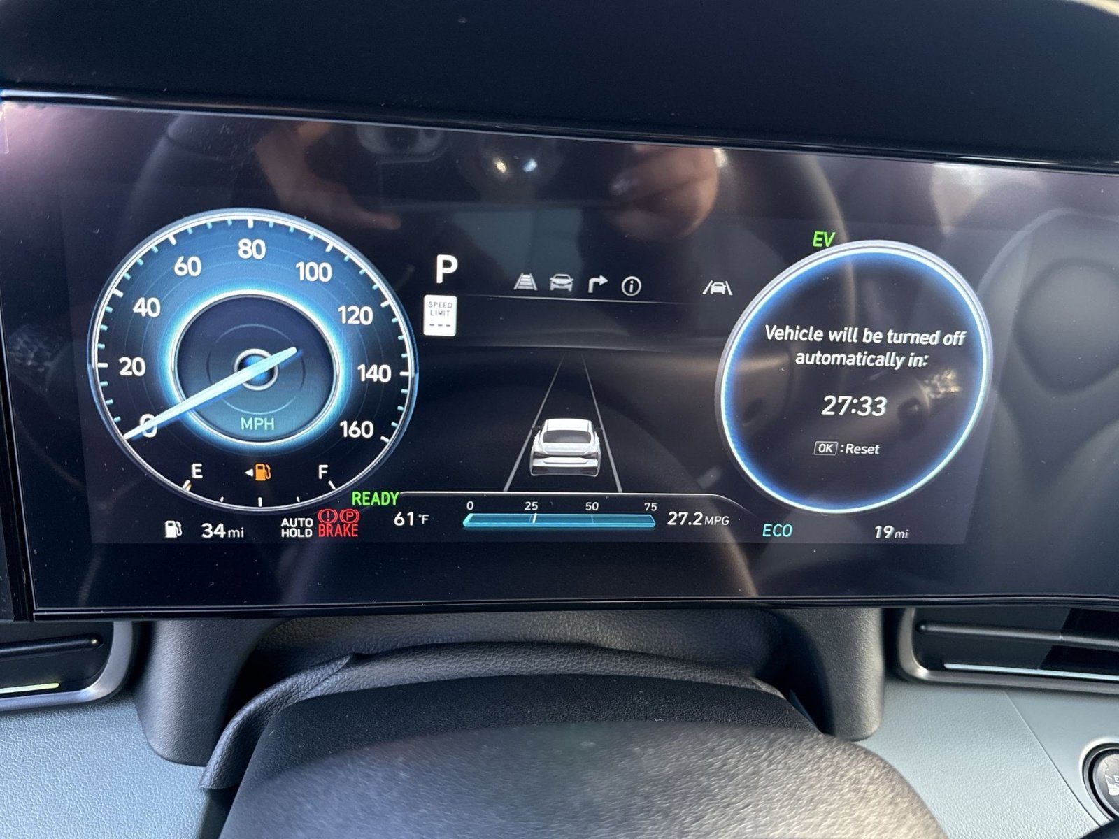 New 2025 Hyundai Elantra Limited image 17