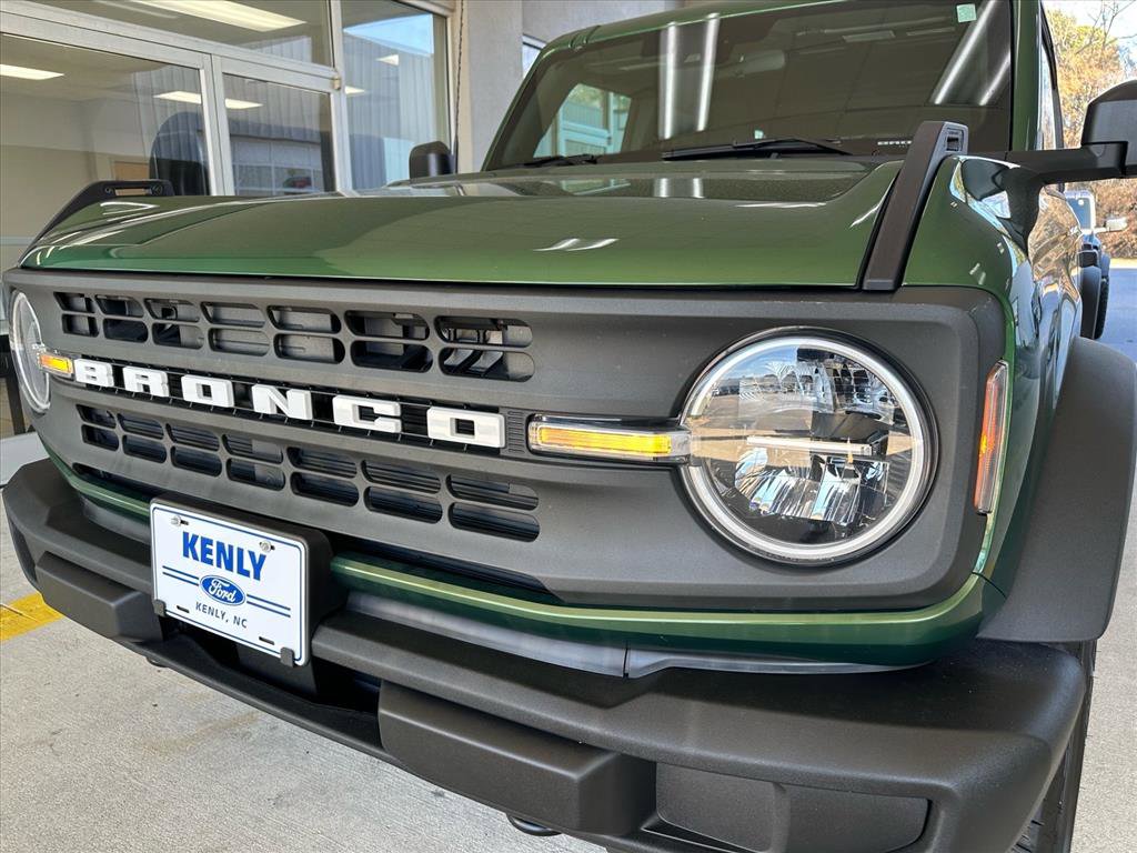 Certified 2025 Ford Bronco Big Bend image 2