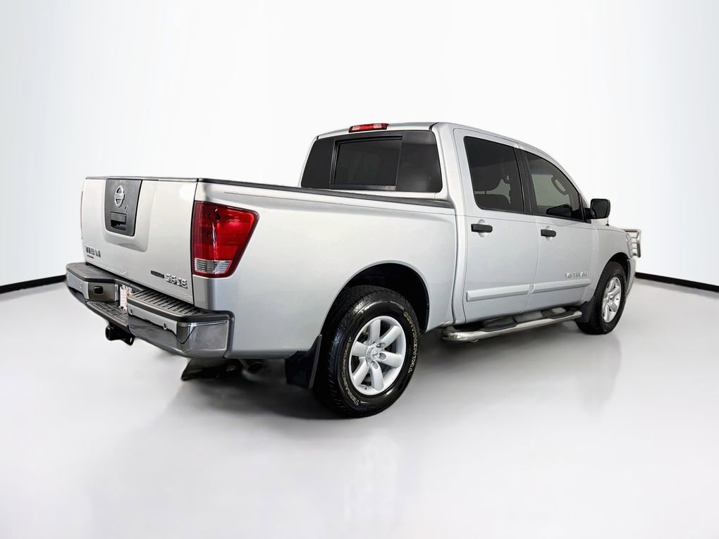 Used 2010 Nissan Titan SE w/ SE Value Truck Pkg RWD image 10