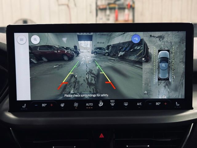 Used 2023 Ford Escape Platinum image 36