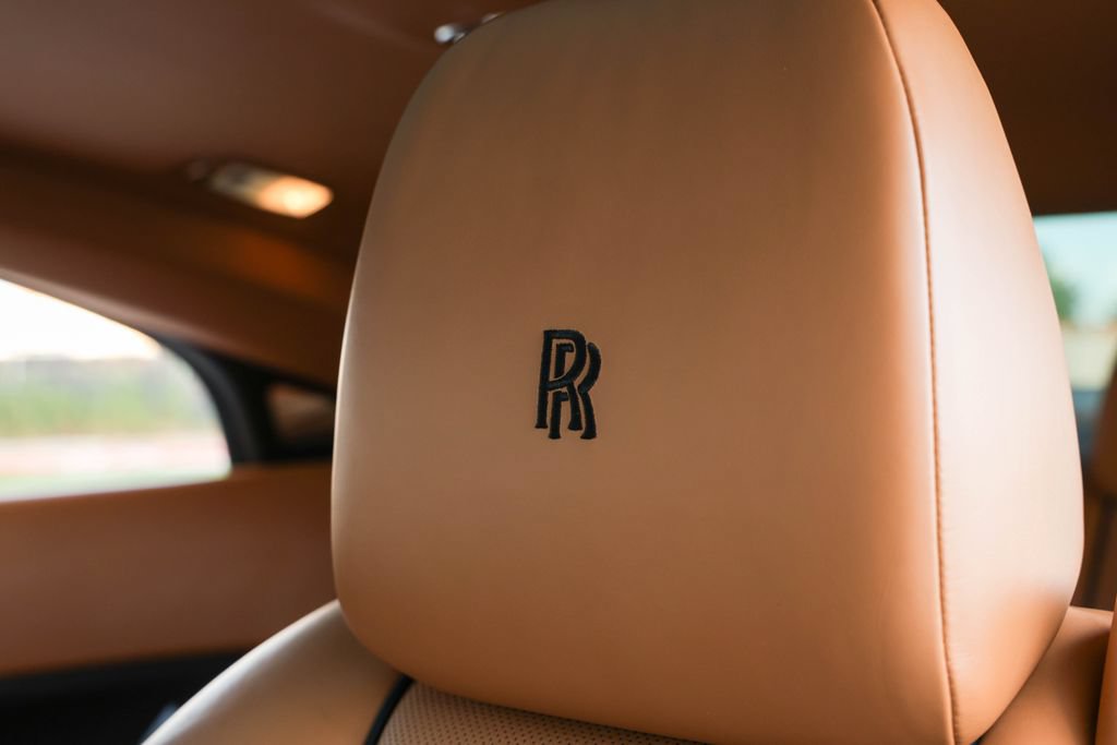Used 2020 Rolls-Royce Wraith RWD image 18