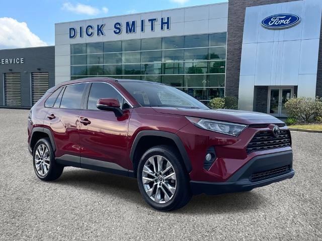 Used 2020 Toyota RAV4 XLE Premium video 1
