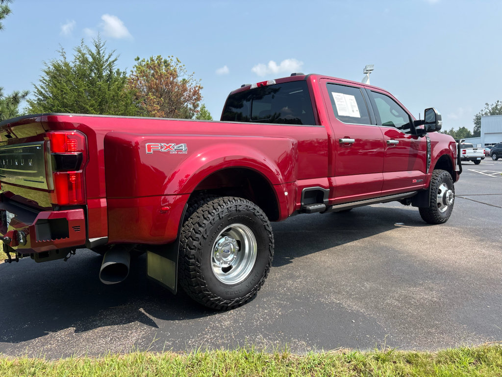 Used 2025 Ford F350 Platinum w/ Platinum Plus Package AWD/4WD image 9