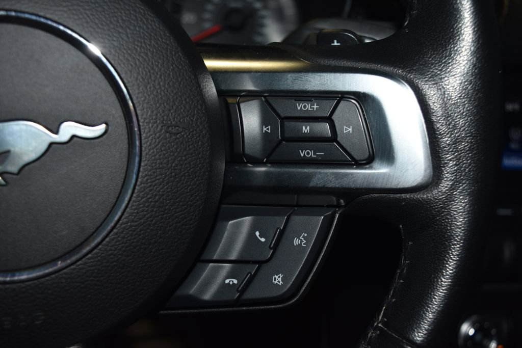 Used 2017 Ford Mustang Coupe image 9