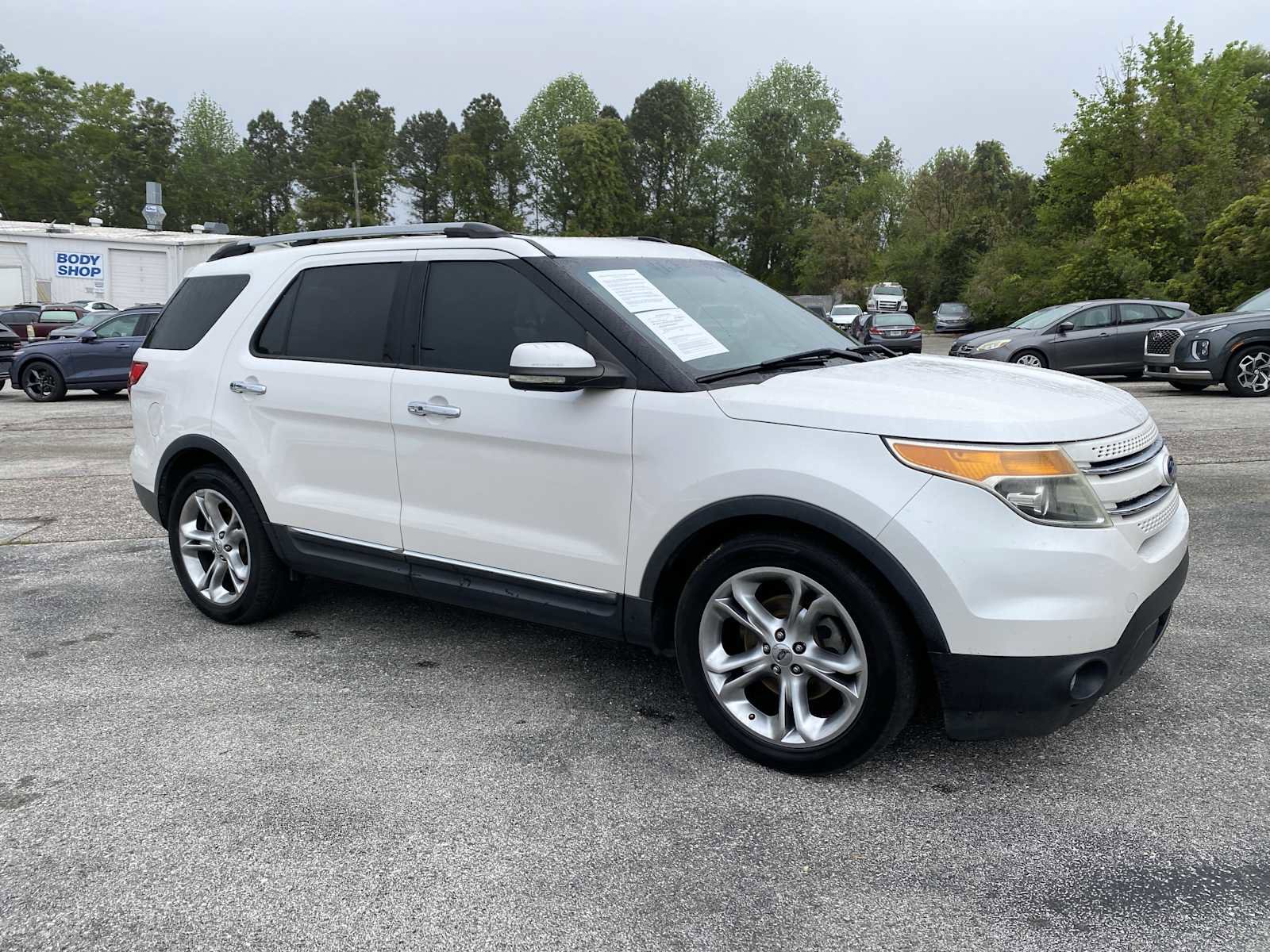 Used 2011 Ford Explorer Limited image 2