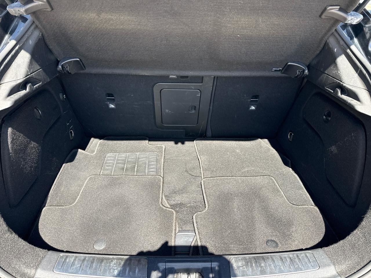 Used 2017 INFINITI QX30 Premium w/ Navigation Package image 42