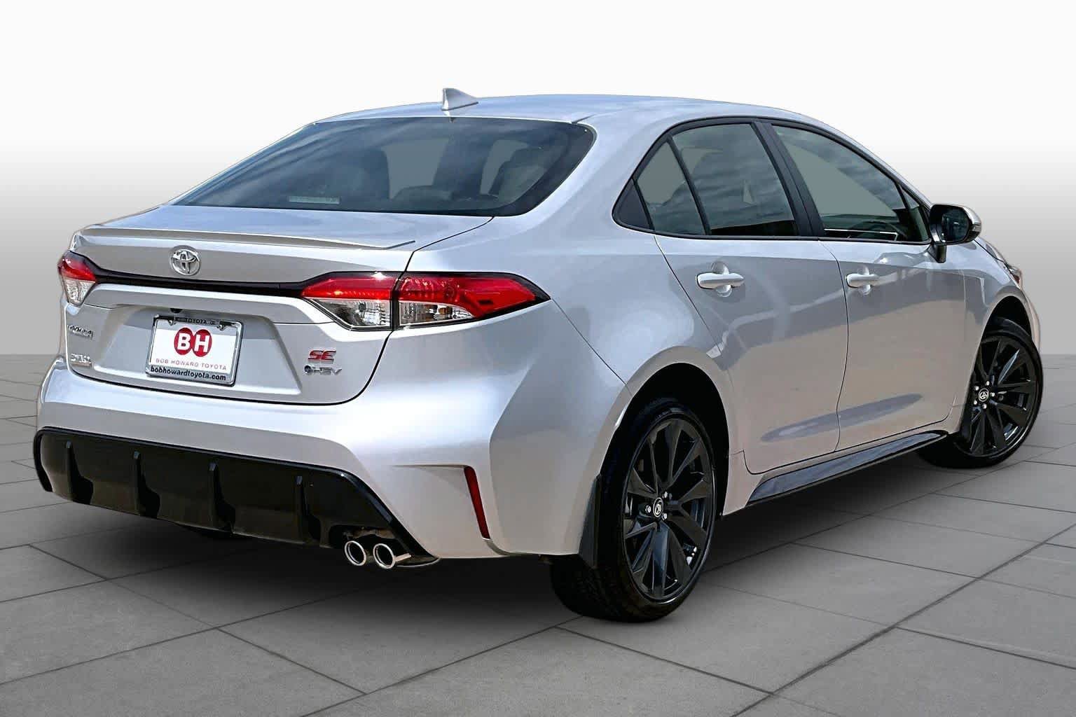 Used 2026 Toyota Corolla SE FWD image 13